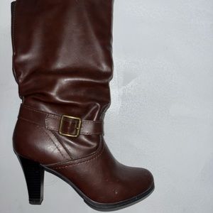Pretty old booties (disinfected)